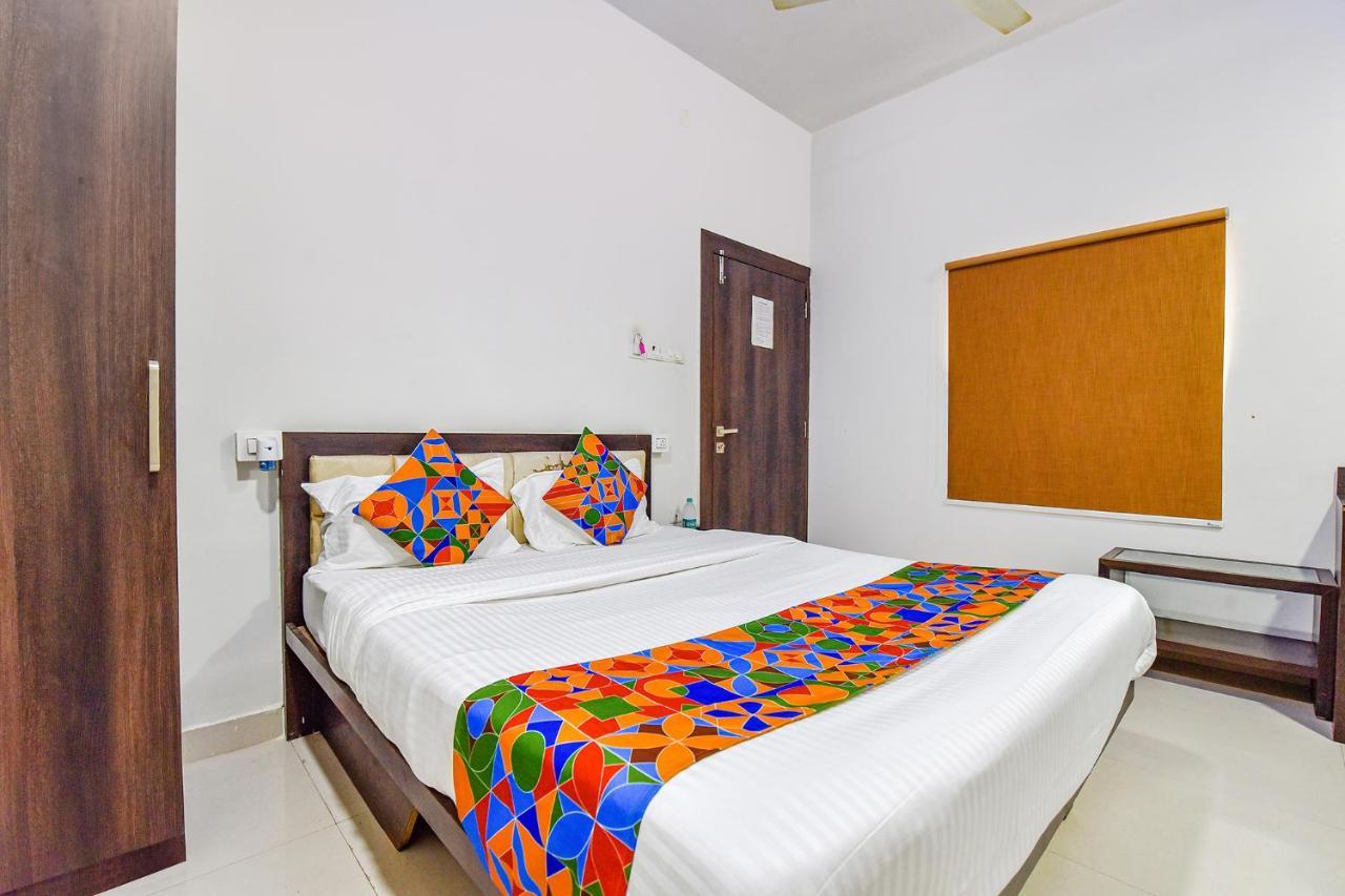 Hotel Vandana Palace Kota  Buitenkant foto