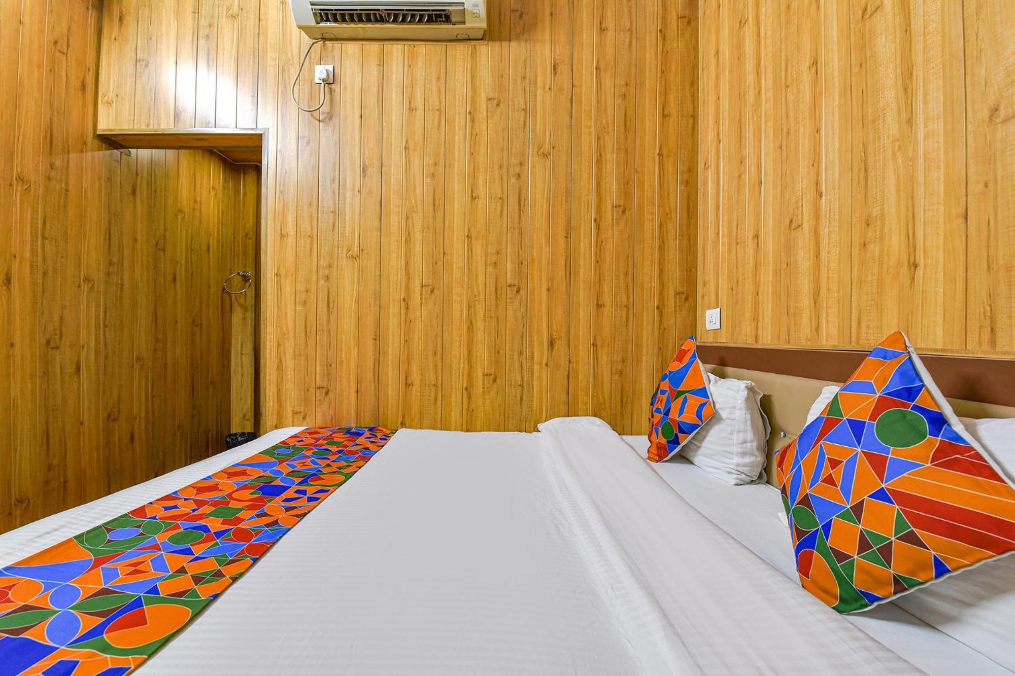 Hotel Vandana Palace Kota  Buitenkant foto