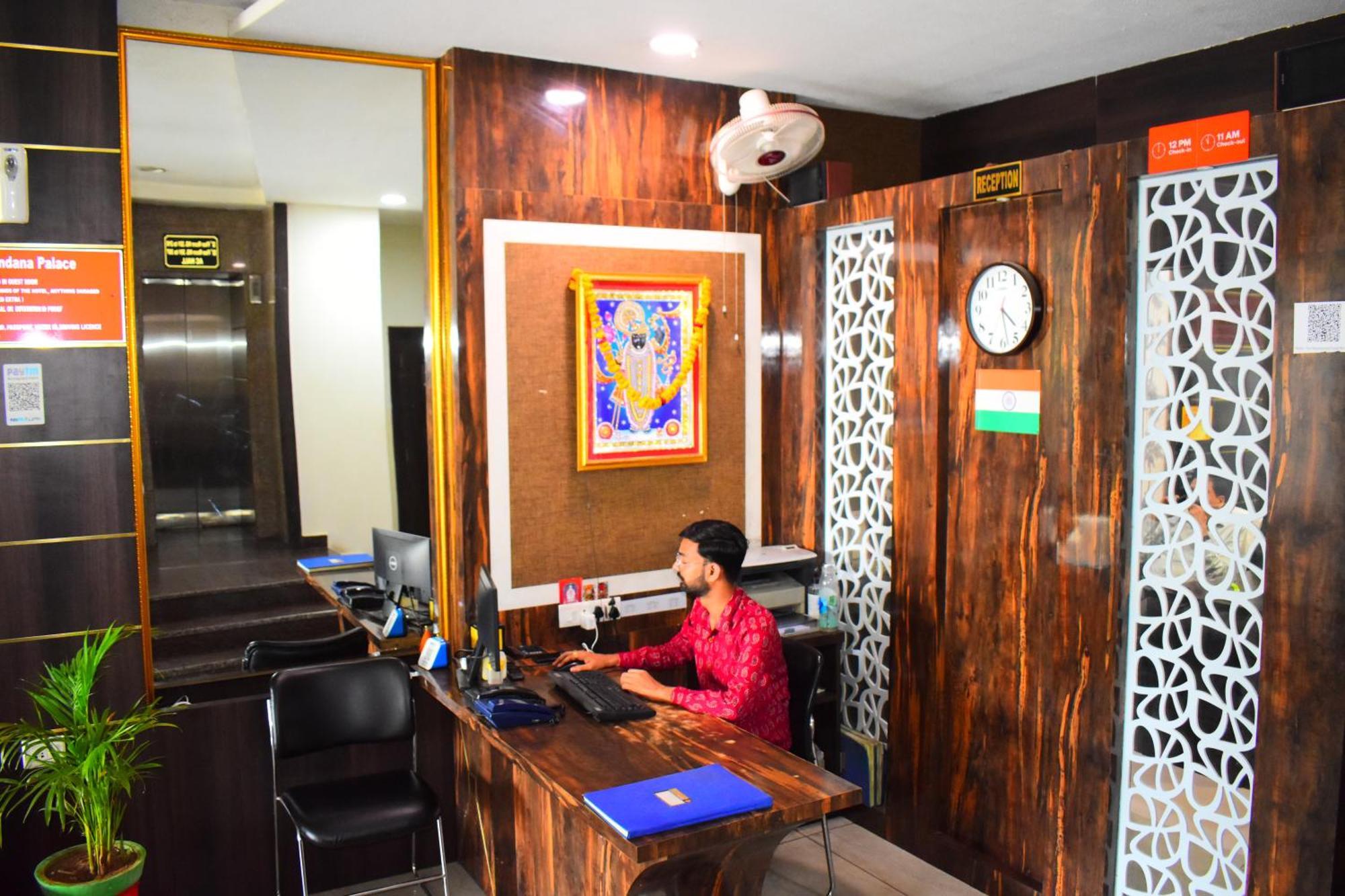 Hotel Vandana Palace Kota  Buitenkant foto